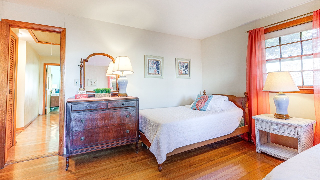 Photo of Bedroom in West Dennis