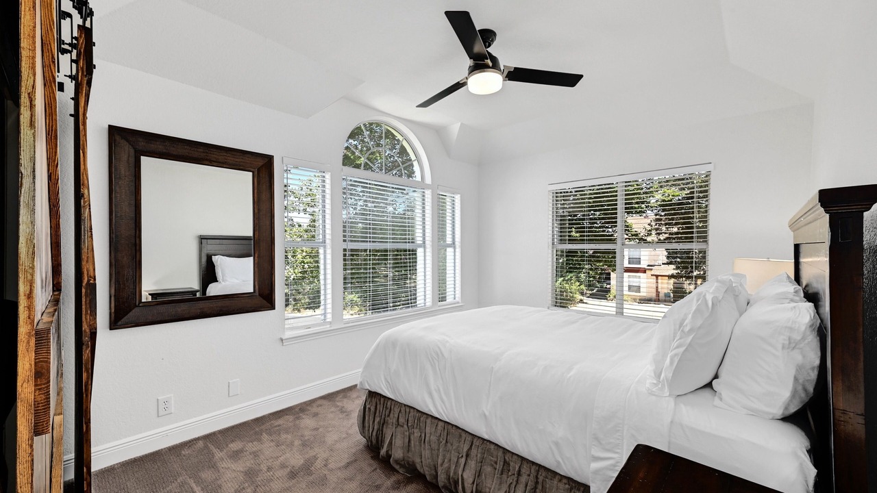 Photo of Bedroom in Deer Creek