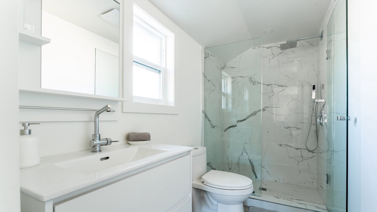 Photo of Bathroom in Wainfleet