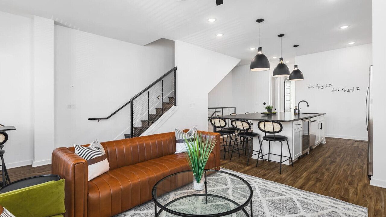 Photo of Bedroom in Cleveland Park