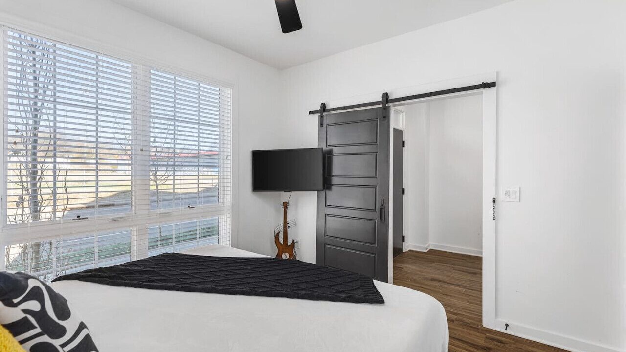 Photo of Bathroom in Cleveland Park