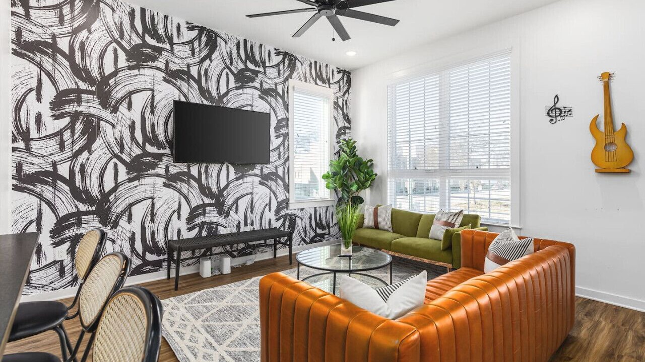 Photo of Bedroom in Cleveland Park