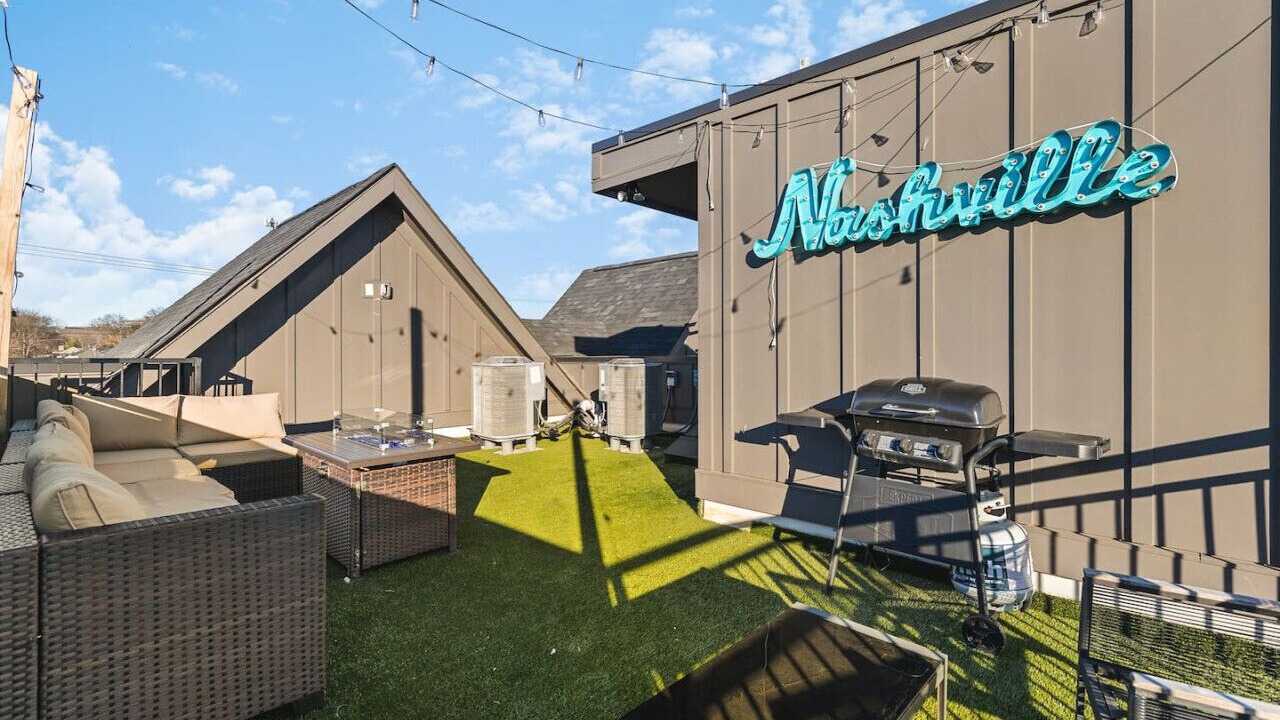 Photo of Livingroom in Cleveland Park
