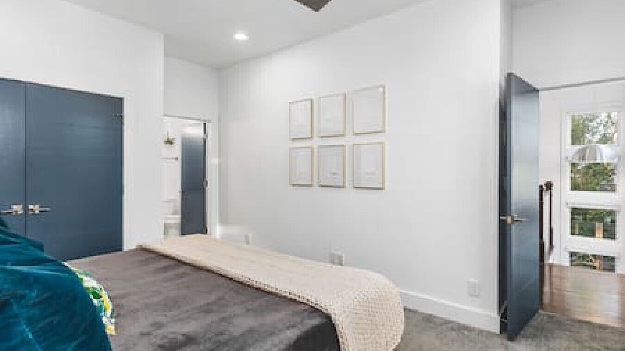Photo of Bathroom in Hillsboro Village