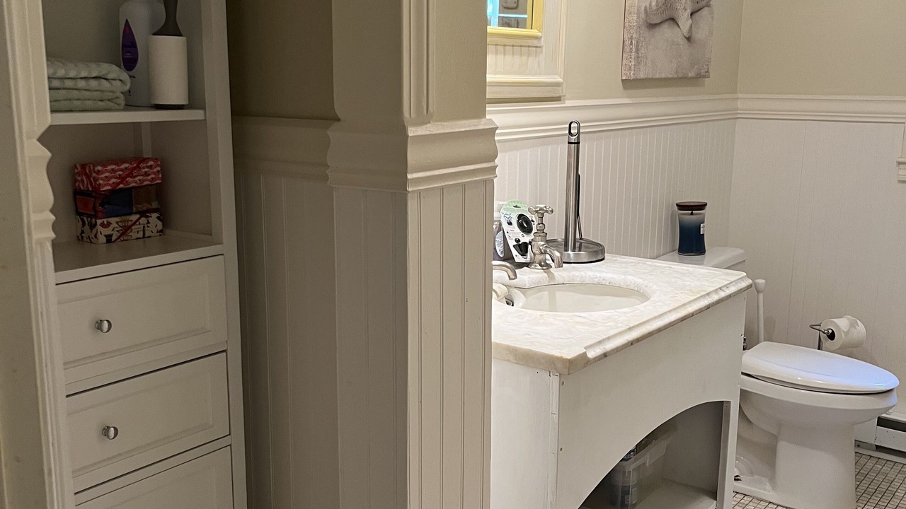 Photo of Bathroom in Lagoon Heights