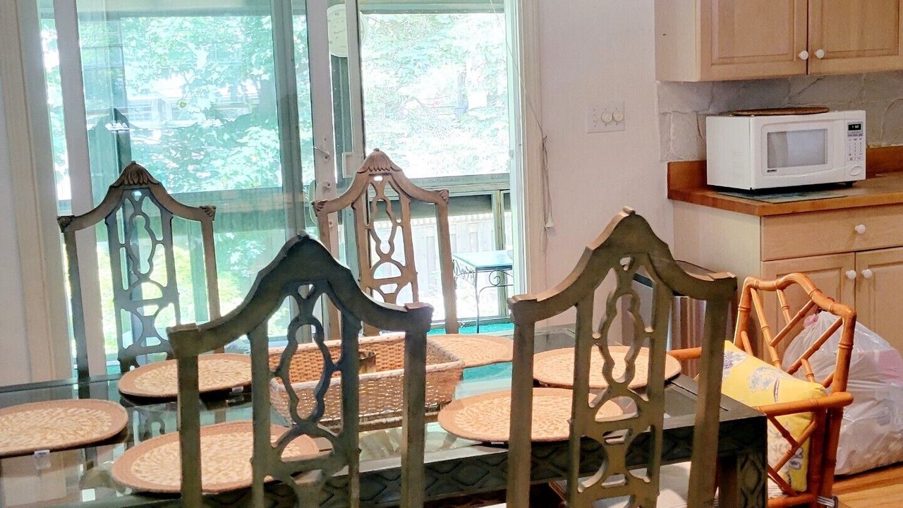 Photo of Livingroom in Lagoon Heights