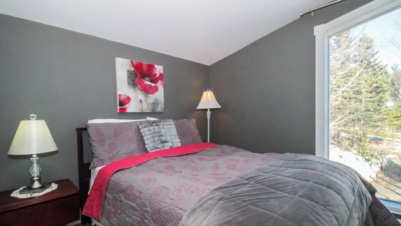 Photo of Bedroom in Baie-St-Paul