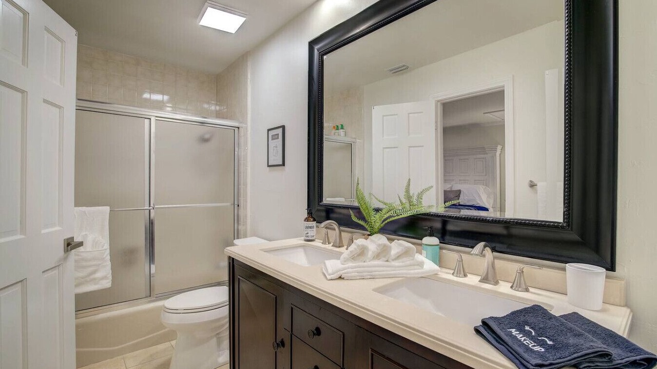 Photo of Bathroom in Rowlett