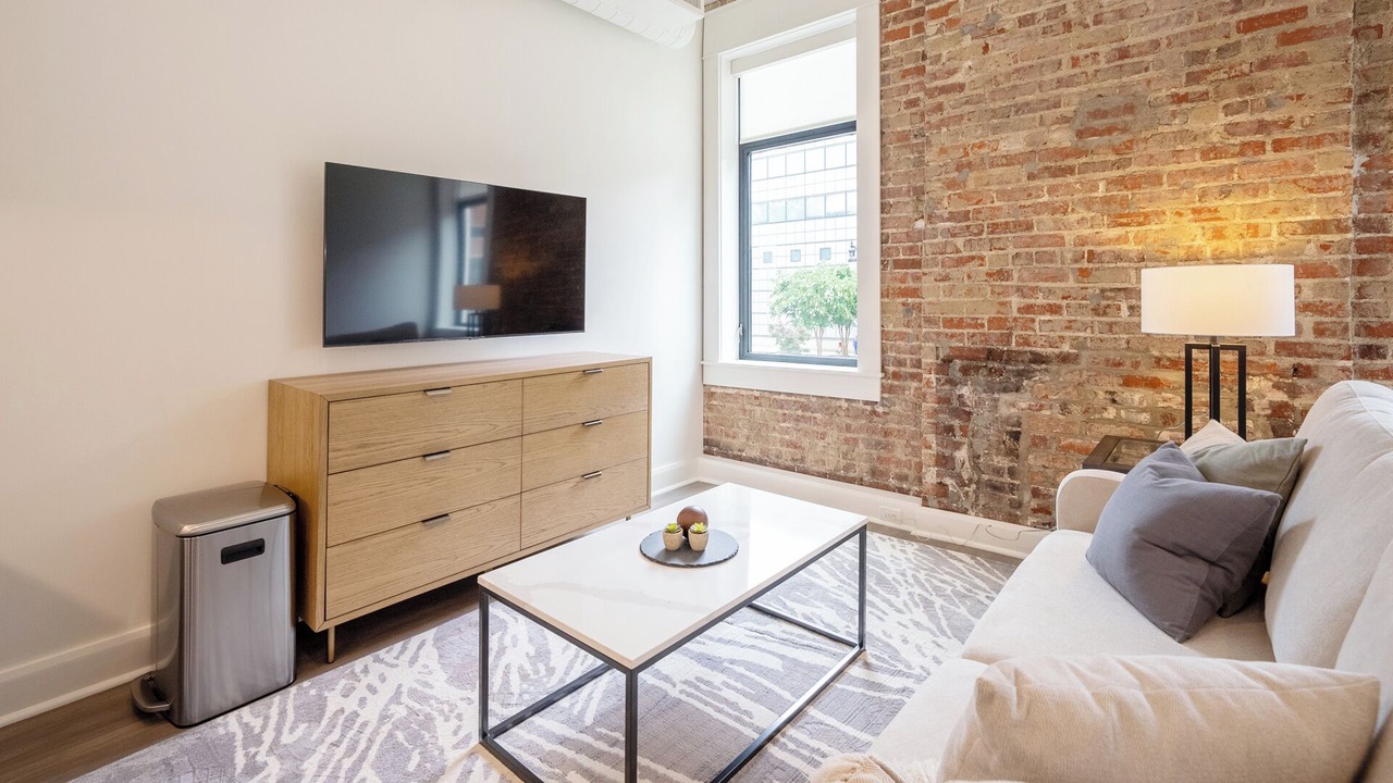 Photo of Livingroom in Five Points South