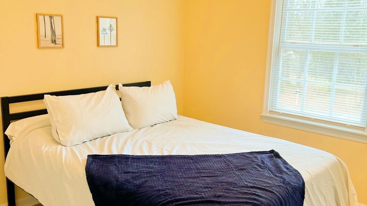 Photo of Bedroom in Gloucester Point