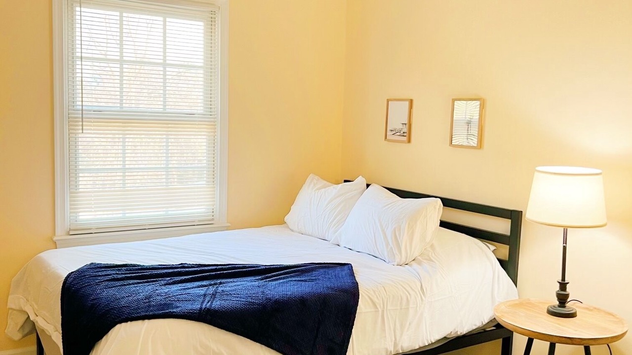 Photo of Bedroom in Gloucester Point