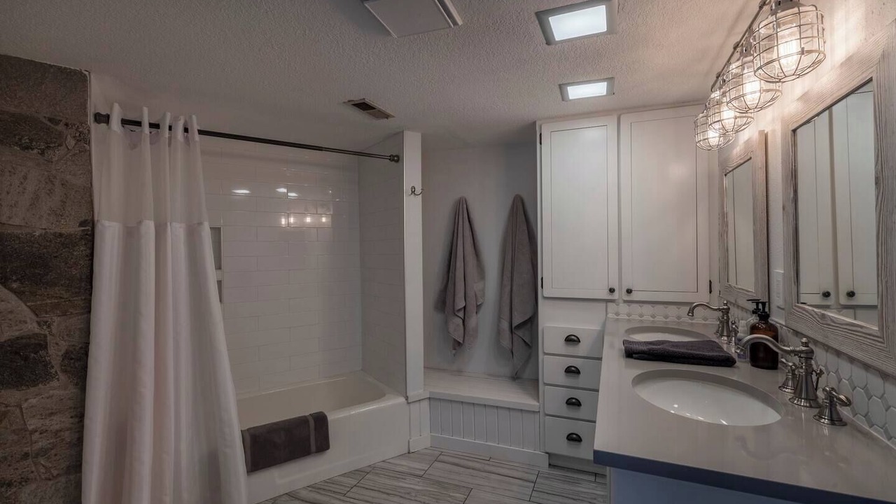 Photo of Others in Newport