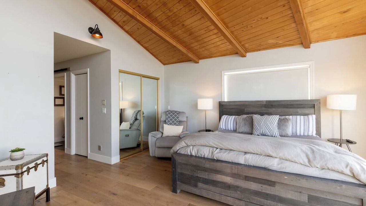 Photo of Others in Newport