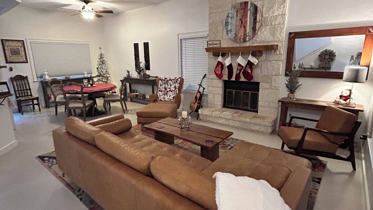 Photo of Livingroom in Westridge Estates