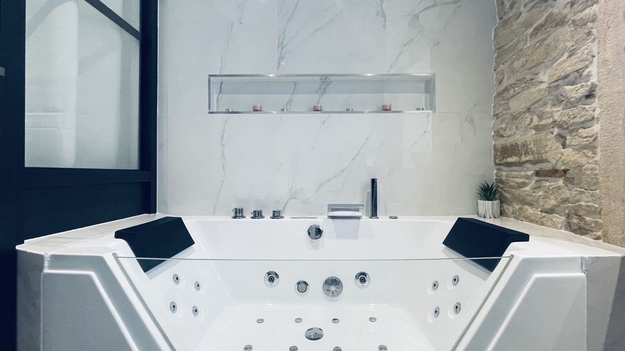 Photo of Bathroom in Saint-Alban-de-Roche