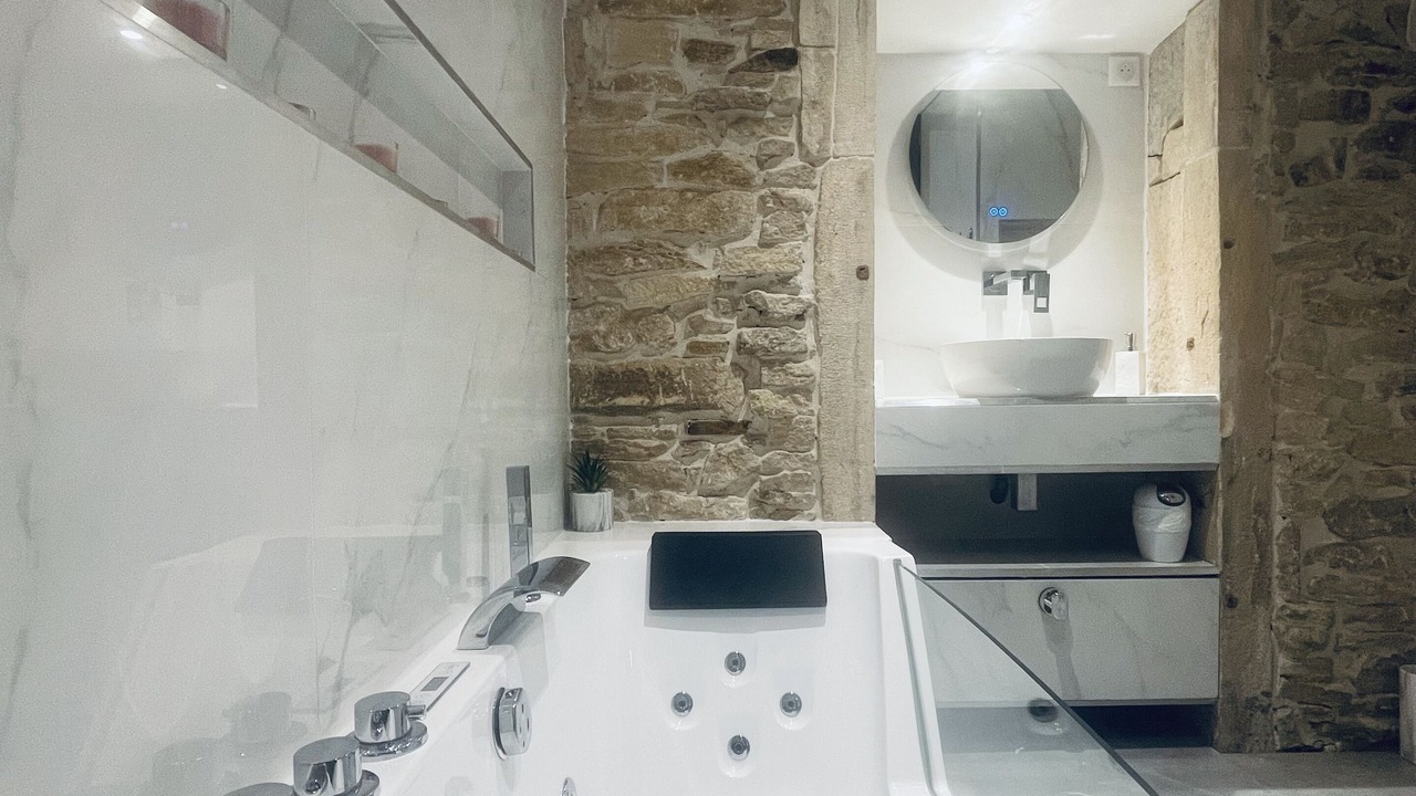 Photo of Bathroom in Saint-Alban-de-Roche