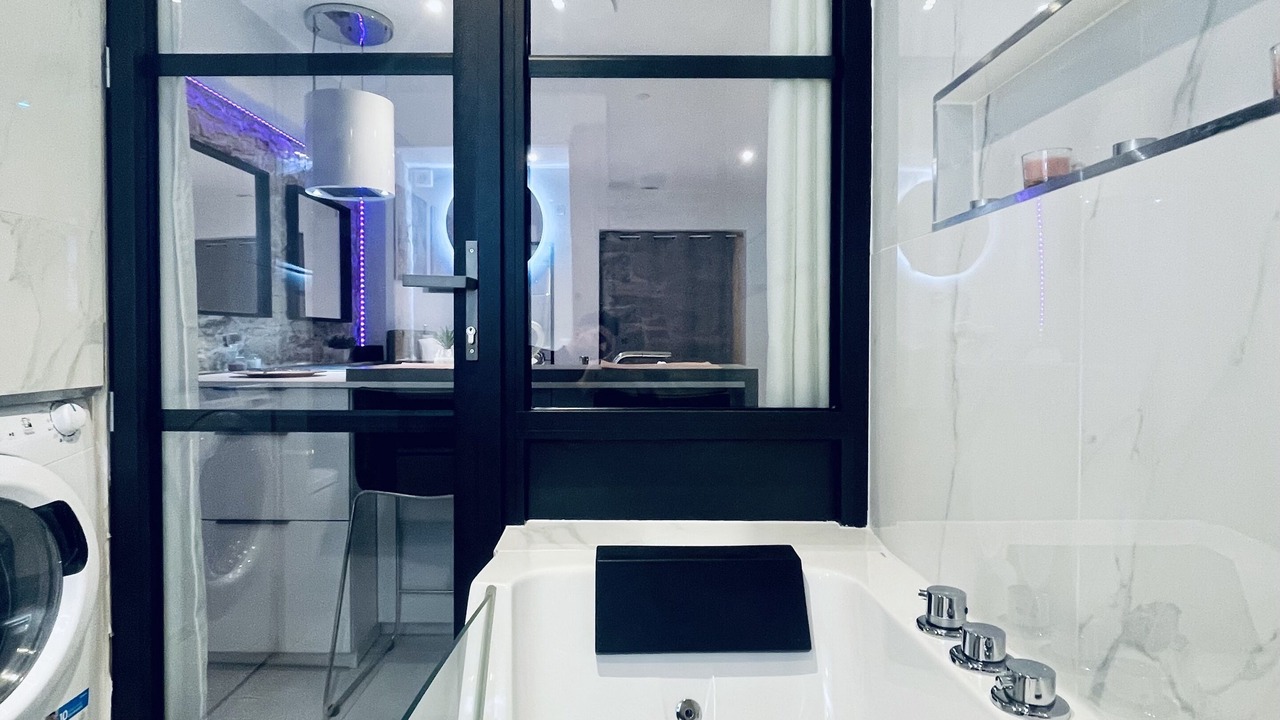 Photo of Bathroom in Saint-Alban-de-Roche