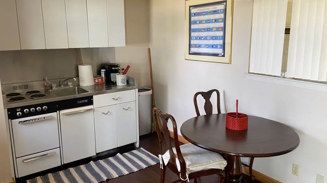 Photo of Kitchen in Buchanan Dam