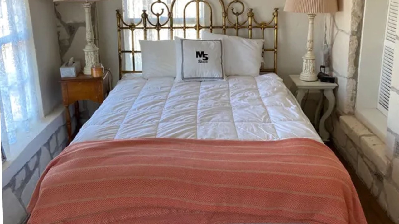 Photo of Bedroom in Buchanan Dam