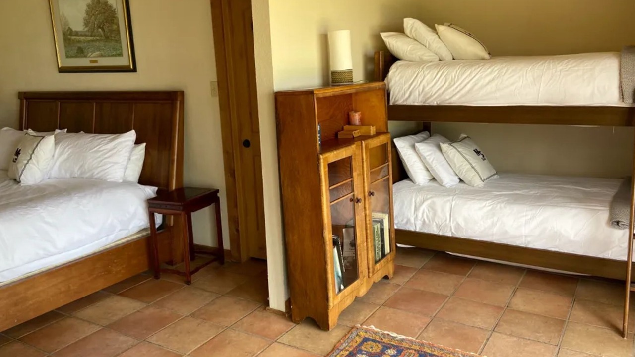 Photo of Bedroom in Buchanan Dam