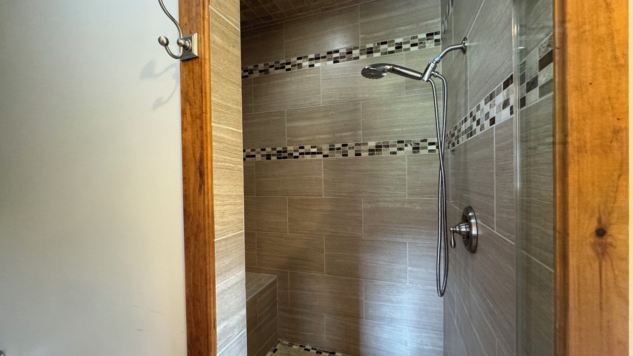 Photo of Bathroom in North Pole