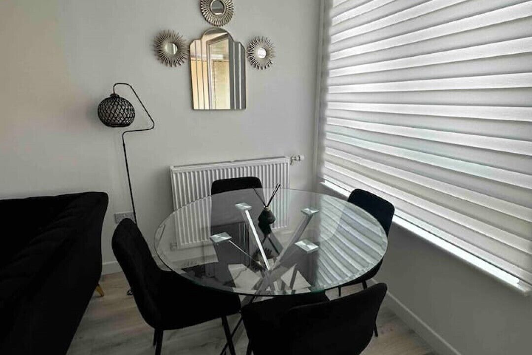 Photo of Others in Thames