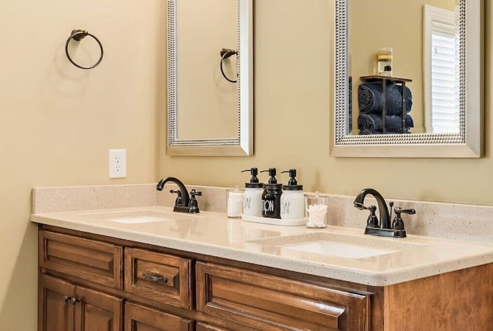 Photo of Bathroom in Enterprise