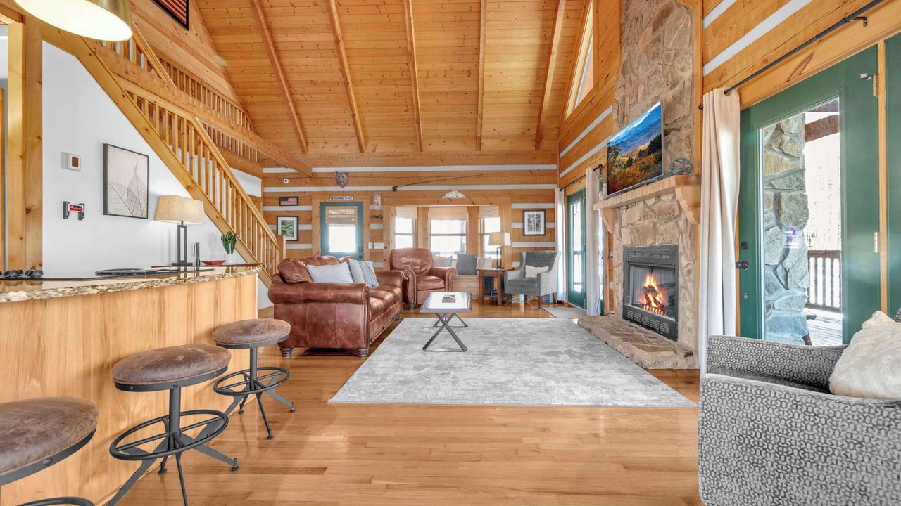 Photo of Livingroom in Charter Hills