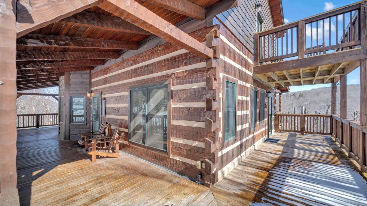 Photo of Patio Balcony in Charter Hills