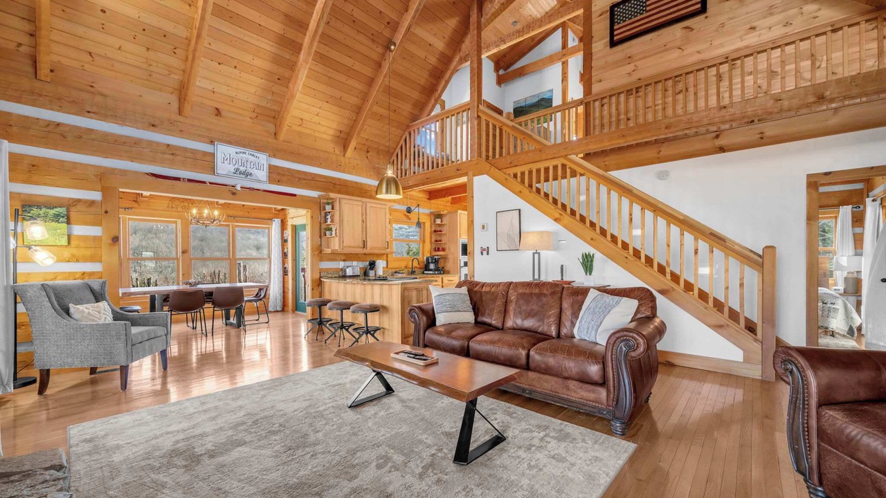 Photo of Livingroom in Charter Hills