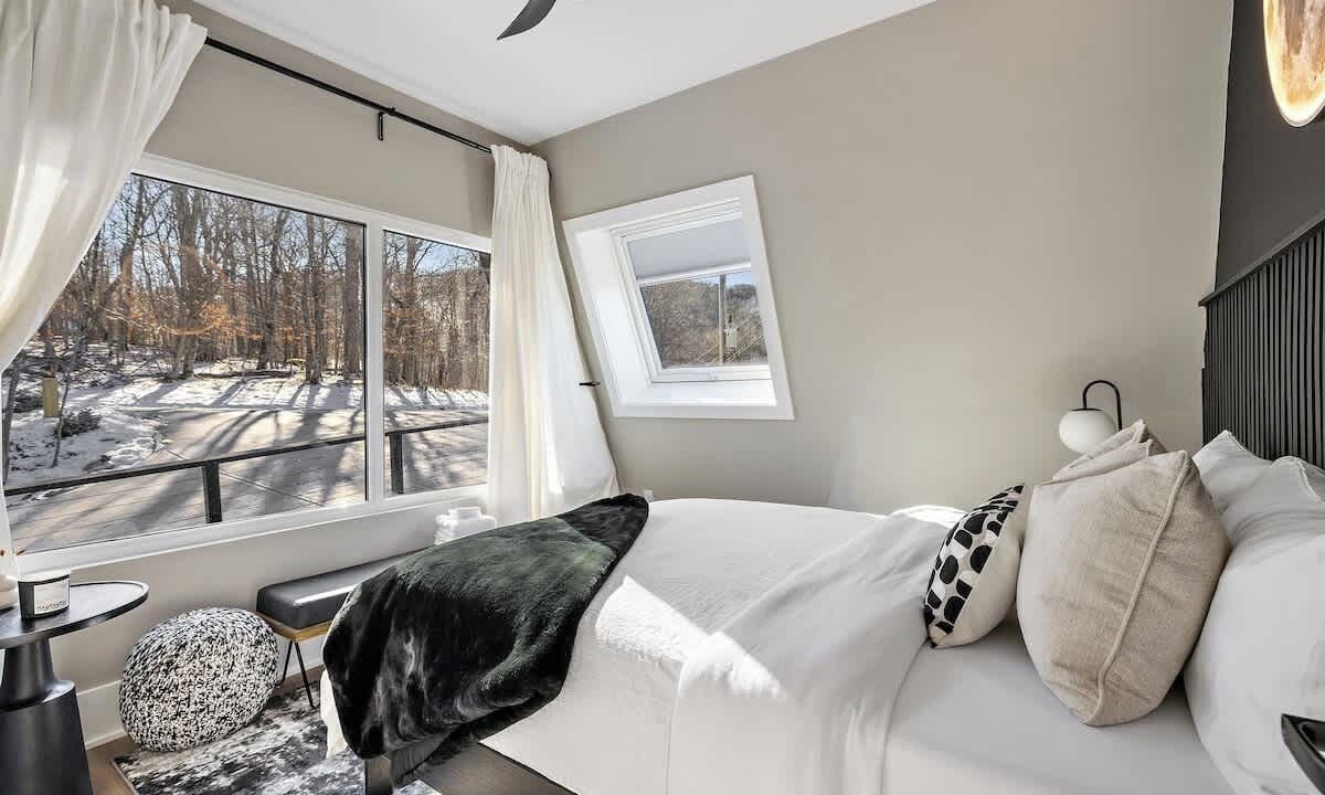 Photo of Bedroom in Beech Mountain