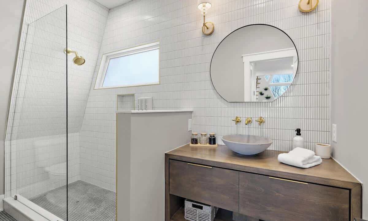Photo of Bathroom in Beech Mountain