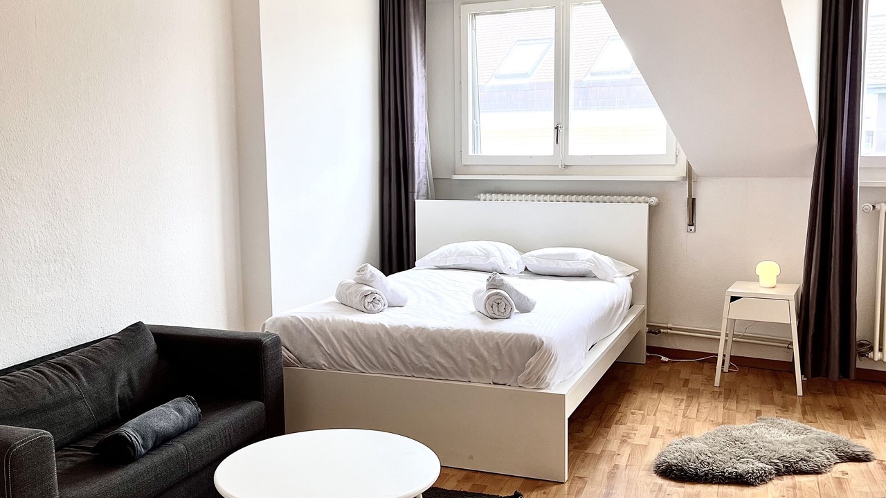 Photo of Bedroom in Geneva City Centre