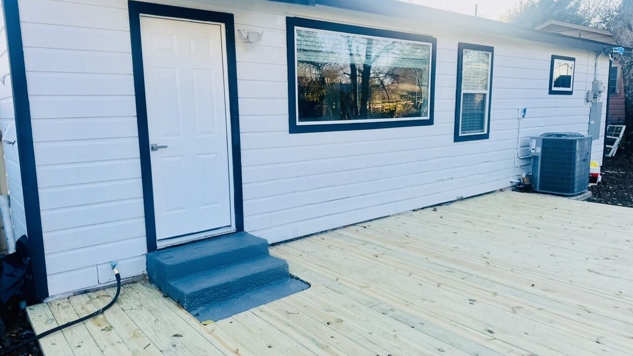 Photo of Outdoor in Central Arlington