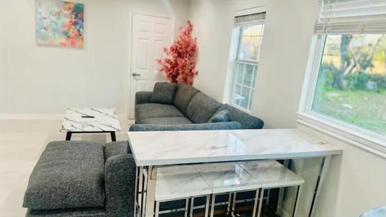 Photo of Bedroom in Central Arlington