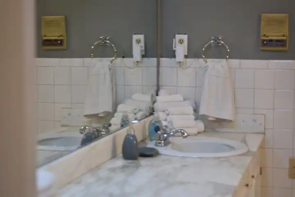 Photo of Bathroom in Blytheville