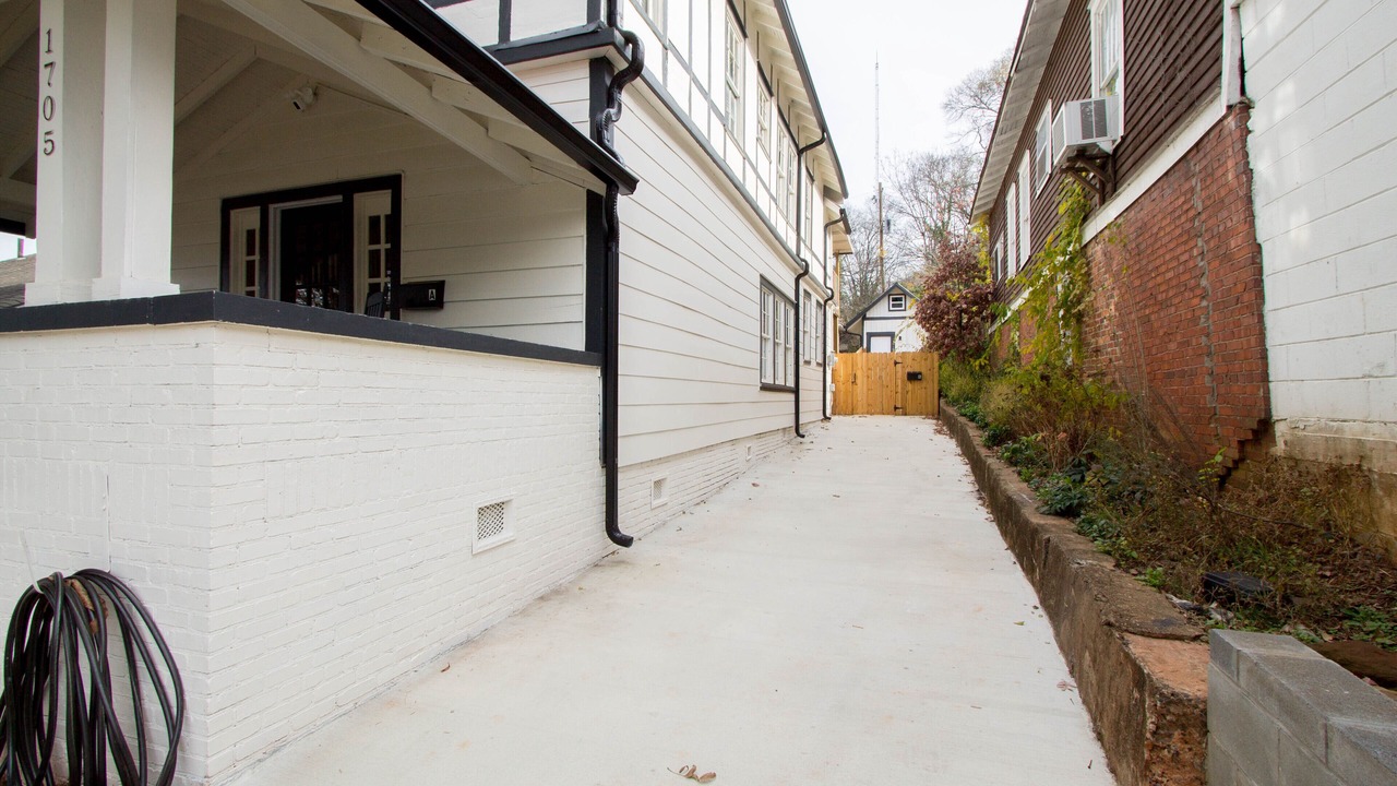 Photo of Outdoor in Five Points South