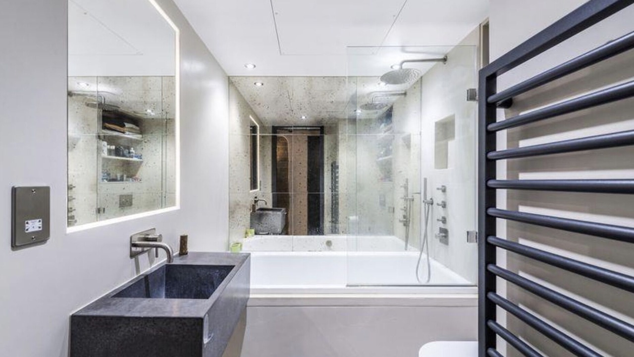 Photo of Bathroom in South Bank