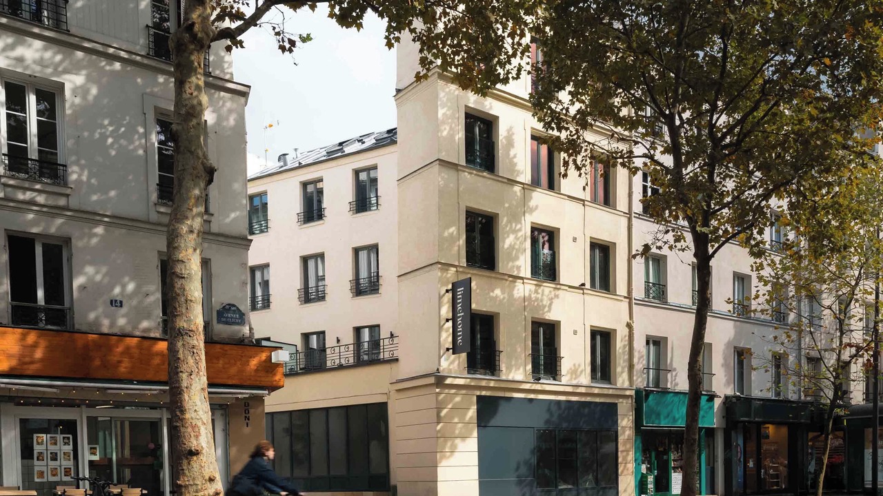 Photo of Outdoor in Quartier des Grandes-Carrieres