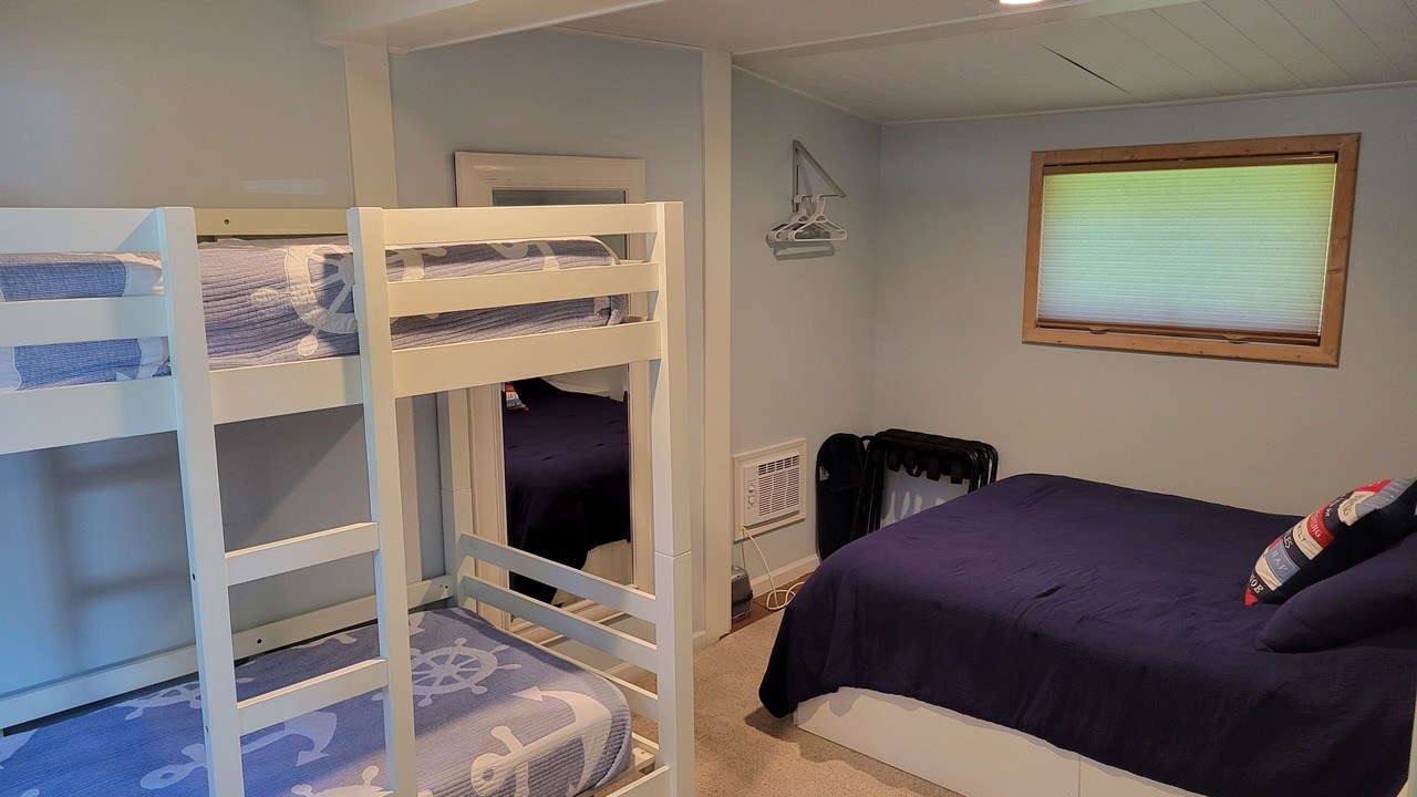 Photo of Bedroom in Bellaire