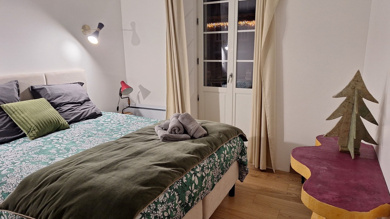 Photo of Bedroom in Beaune City Centre