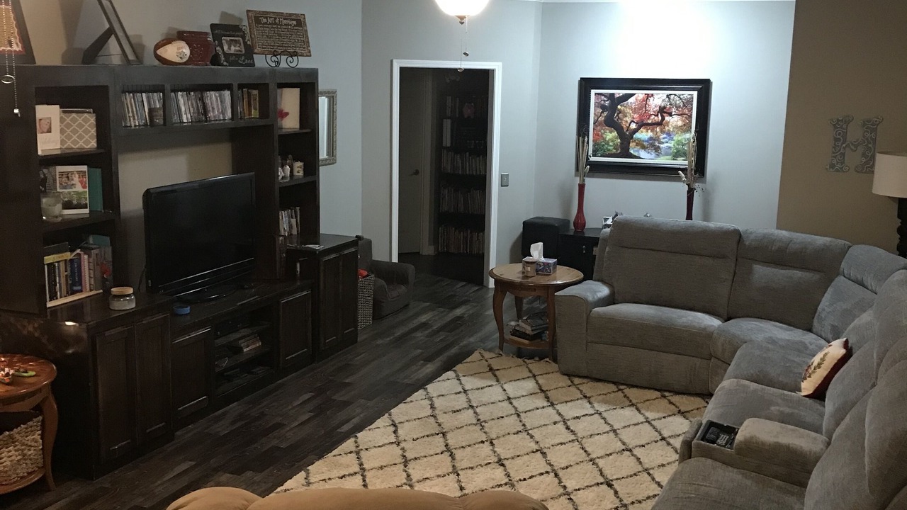 Photo of Livingroom in Greenbrier