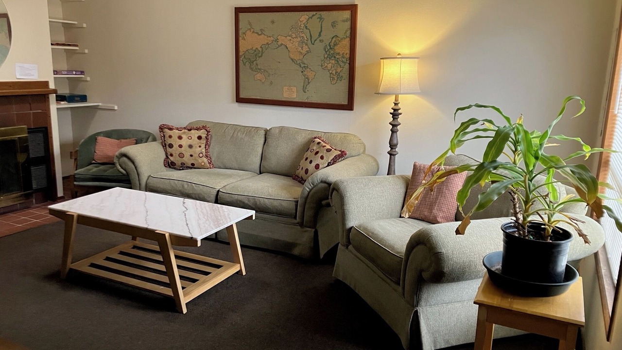 Photo of Livingroom in West Eugene