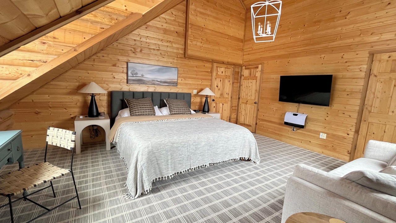 Photo of Bedroom in Tollgate Canyon