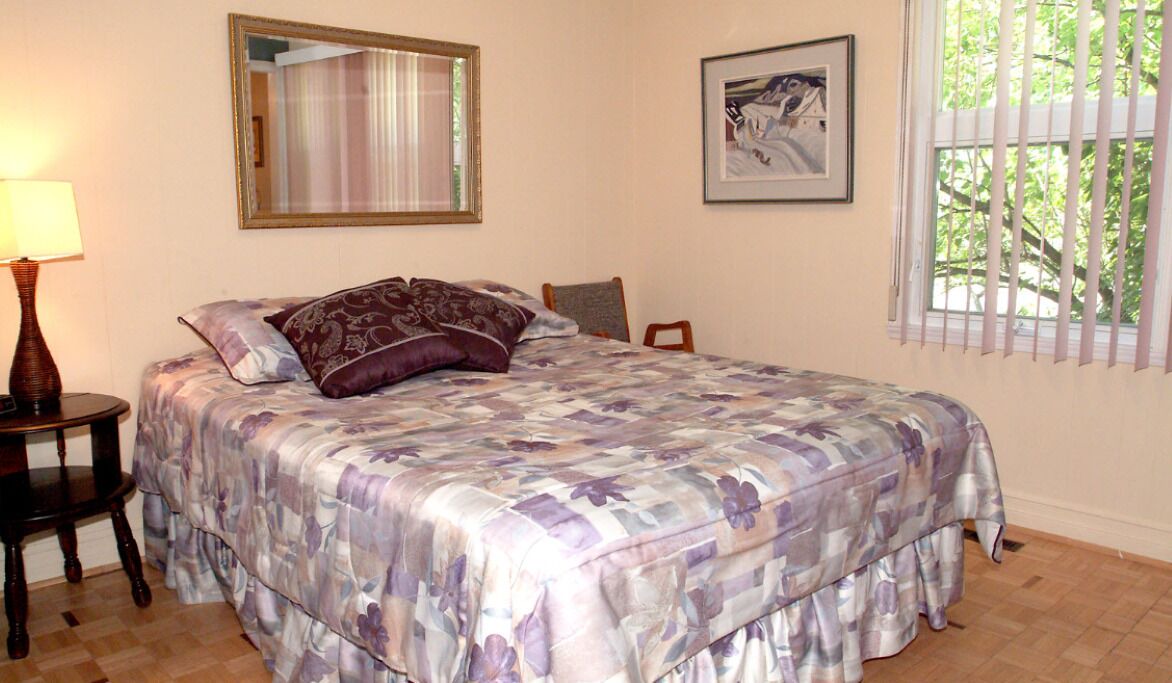 Photo of Bedroom in St-Francois-de-l'Ile-d'Orleans