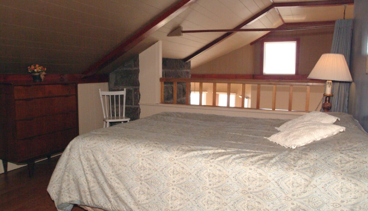 Photo of Bedroom in St-Francois-de-l'Ile-d'Orleans
