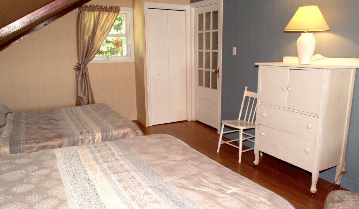 Photo of Bedroom in St-Francois-de-l'Ile-d'Orleans
