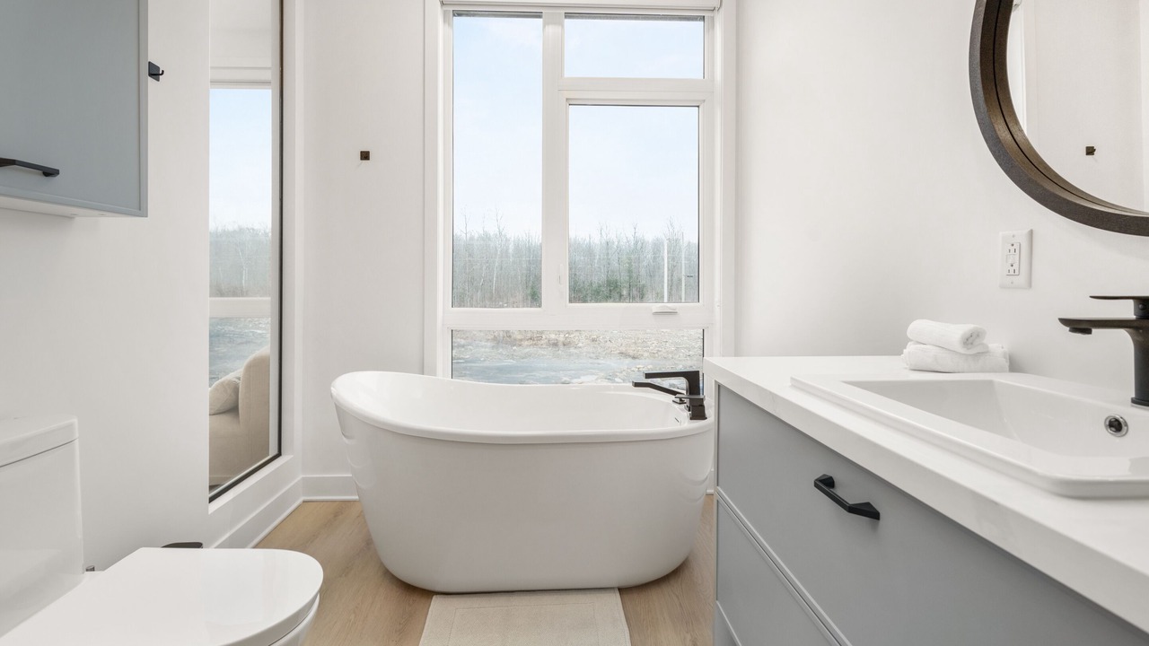 Photo of Bathroom in Mirabel