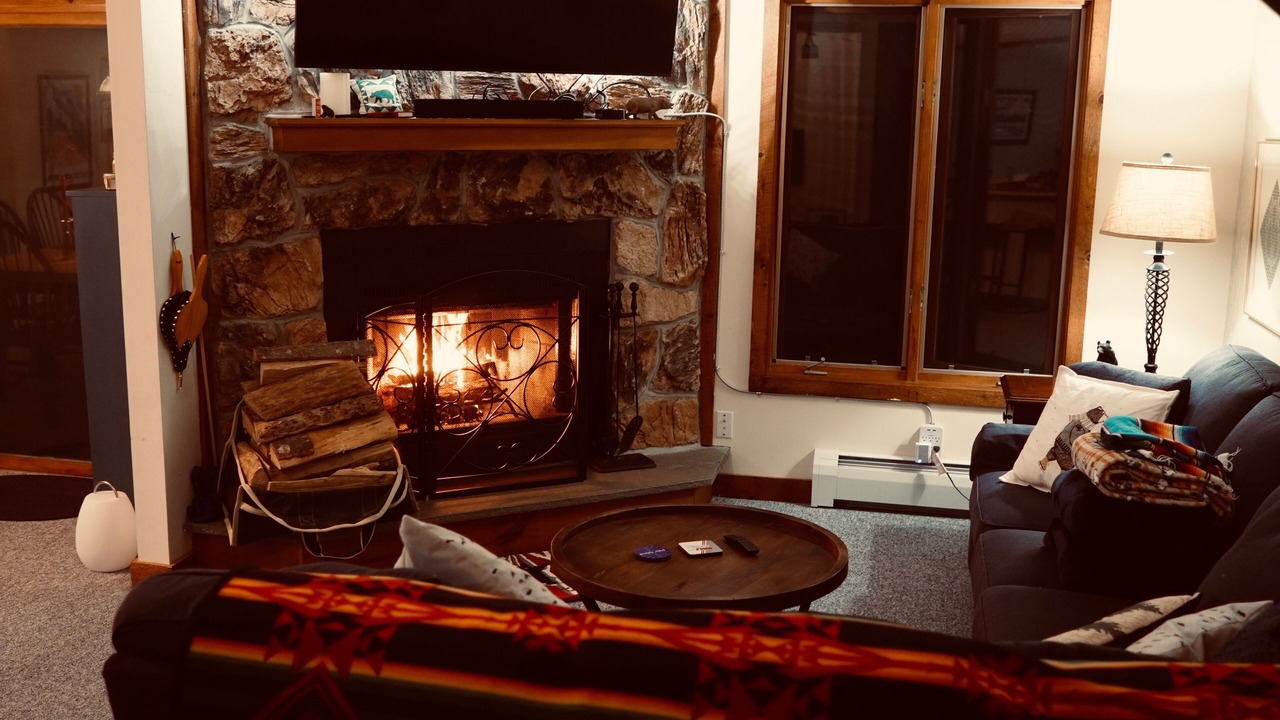 Photo of Livingroom in Bromley Mountain