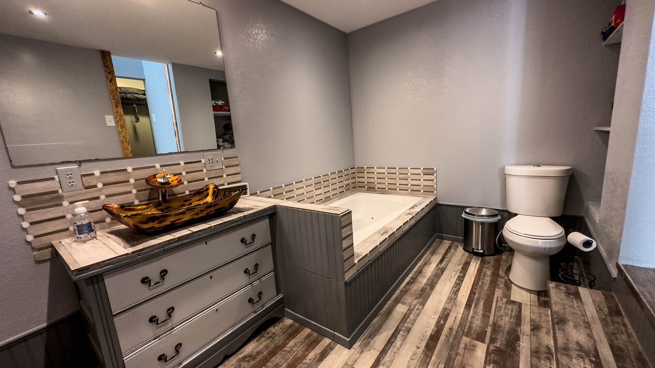 Photo of Bathroom in Avinger